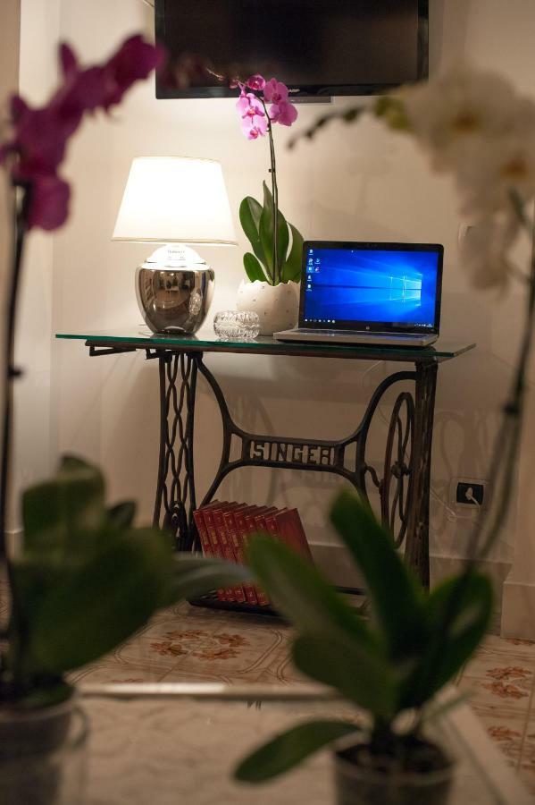 Niloufar residence Naples Luaran gambar